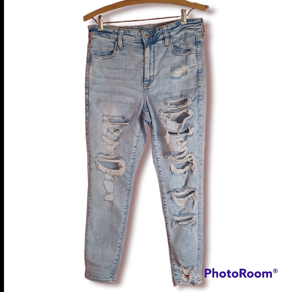 American Eagle Next Level Stretch Super Hi-Rise Ripped Light Wash Jeggings